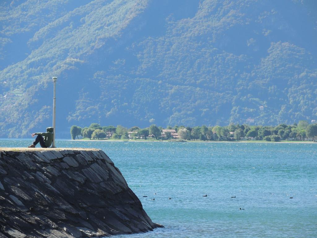 Albergo Lario ジェーラ・ラーリオ エクステリア 写真